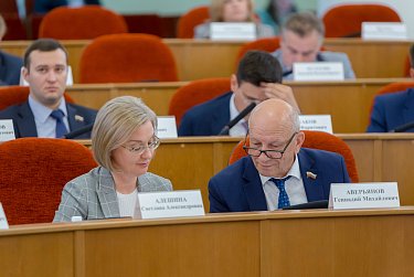 Более полусотни проектов принято  